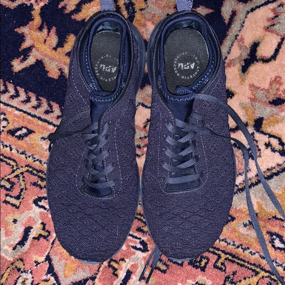 Women’s APL Navy Blue Sneakers SZ 8.5